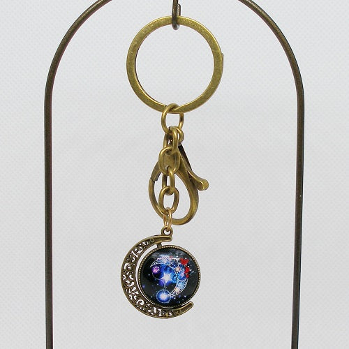 Two Moons Spinner Keychain