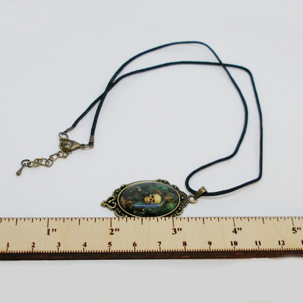 Skull Pendant Necklace